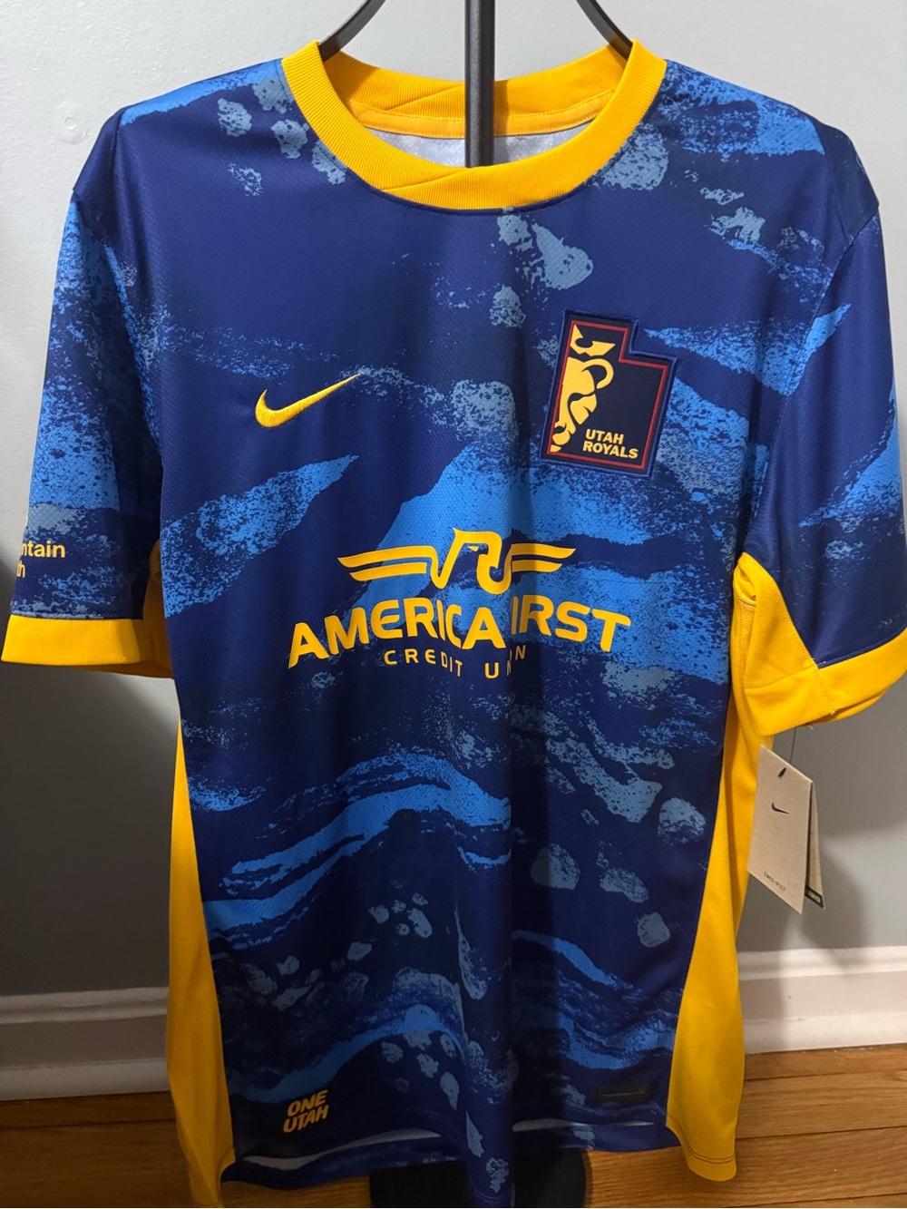Nike Men’s Utah Royals Soccer Jersey